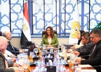 وزيرة التنمية المحلية تبحث التوسع في زراعة المانجروف.. 50 ألف شتلة لدعم الاستدامة