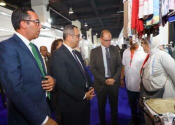 جهاز تنمية المشروعات يروج للمنتجات المصرية في معرض «أهلا مدارس» بمدينة نصر