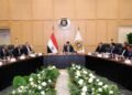 «الصناعة» تبحث مع مصنعي الأسمنت زيادة الطاقات الإنتاجية وفتح أسواق تصديرية جديدة