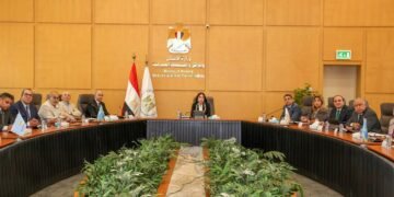 وزيرة الإسكان تتابع تنفيذ 32 مشروعًا ضمن «حياة كريمة» و4 تجمعات تنموية بسيناء
