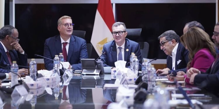 التخطيط والبترول: عودة إنتاج الخام للنمو وتراجع وتيرة انخفاض إنتاج الغاز