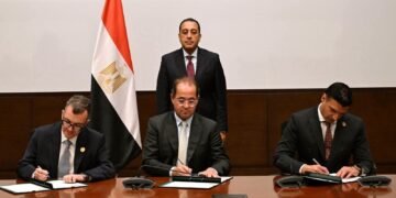 الحكومة تسوي مديونية بـ102.75 مليار جنيه لصالح بنك الاستثمار القومي