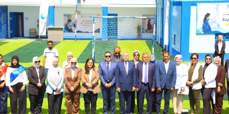مصرف أبوظبي الإسلامي يفتتح مدرسة بالنزهة الجديدة بعد تطويرها