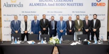 «ألاميدا» توقع شراكة استراتيجية مع «روبوماسترز». لتطوير الجراحة الروبوتية في مصر