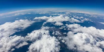 اليوم العالمي للهواء النظيف.. الوعي البيئي خطوة نحو سماء أكثر نقاءً وحياة مستدامة