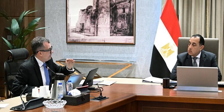 3.7 تريليون جنيه استثمارات مستهدفة بخطة التنمية الاقتصادية للعام المالي المقبل