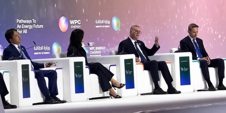 وزير البترول: مصر تستهدف تسريع الاكتشافات وجذب استثمارات جديدة لقطاع الطاقة