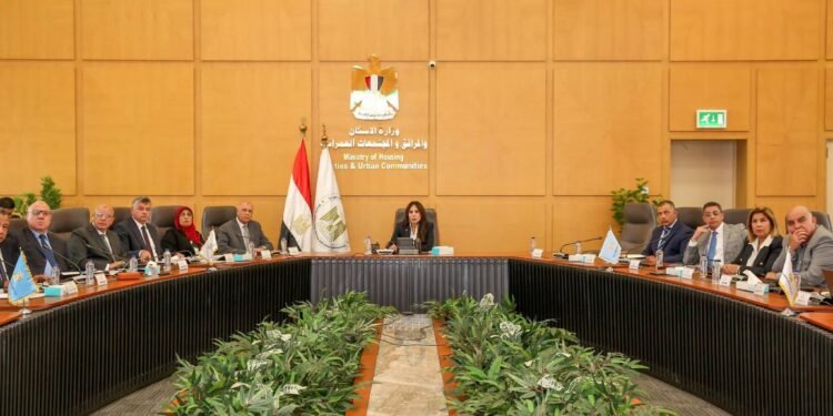 وزيرة الإسكان توجه بتسريع تنفيذ مشروعات «حياة كريمة» ودخولها الخدمة