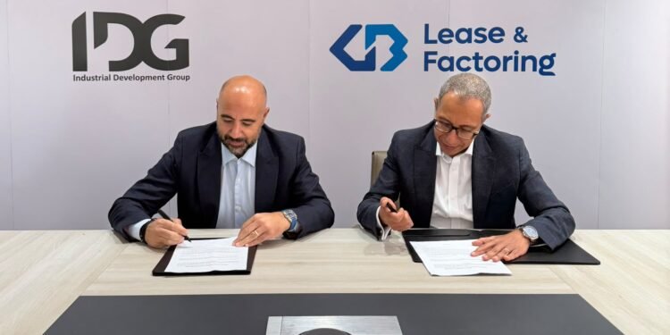 «التنمية الصناعية IDG» و«جي بي للتأجير التمويلي» توقعان شراكة لدعم المستثمرين