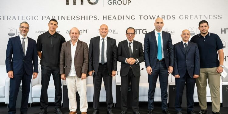 هوم تاون جروب توقع 5 بروتوكولات تعاون لتطوير جودة المشروعات وتعزيز كفاءة التشغيل