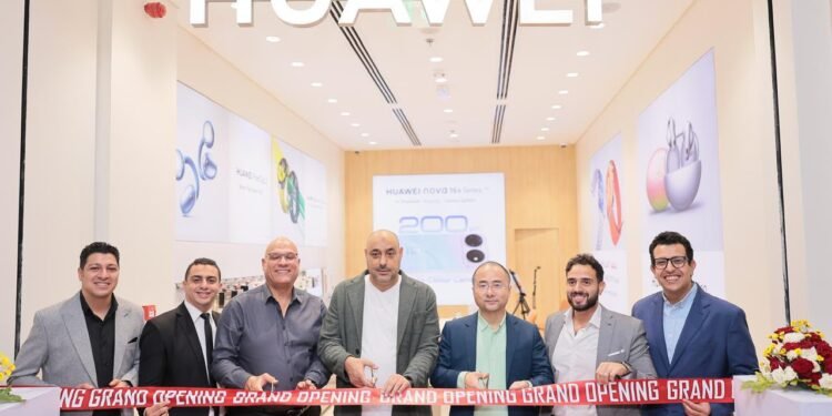 هواوي تفتتح متجر تجربة جديدًا في داندي مول وتطرح عروضًا حصرية