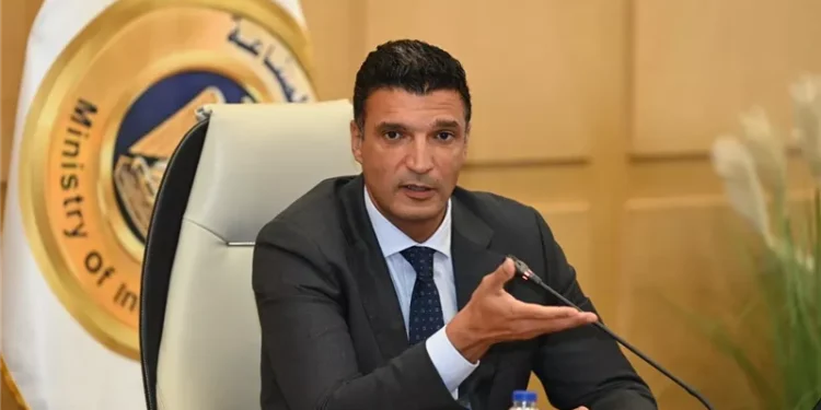 وزير الصناعة